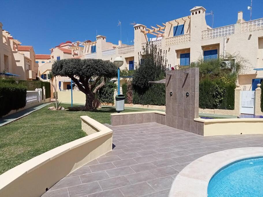 Apartamento En Los Nietos Con Piscina Comunitaria. المظهر الخارجي الصورة